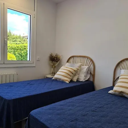 Meru 7 Pax, Ac, Piscina Y Mini Campo Deportivo *