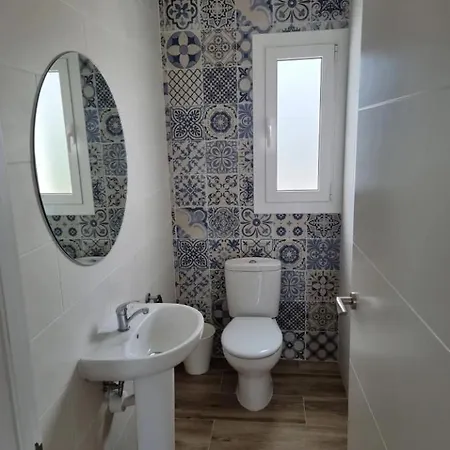 Meru 7 Pax, Ac, Piscina Y Mini Campo Deportivo Holiday home Lloret de Mar